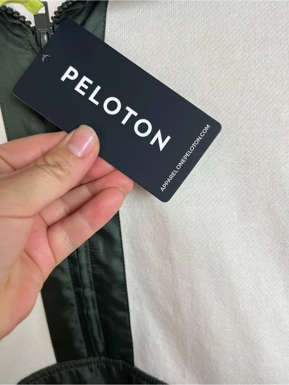Peloton Women’s H120 1/2 Zip With Trim Sweatshirt Size S